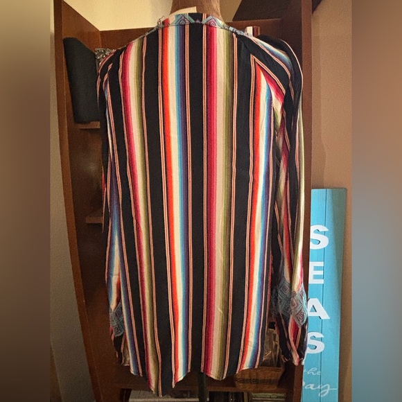 NWT! Savanna Jane Multicolor Striped Boutique Women's Top 🤩 - Picture 4 of 9